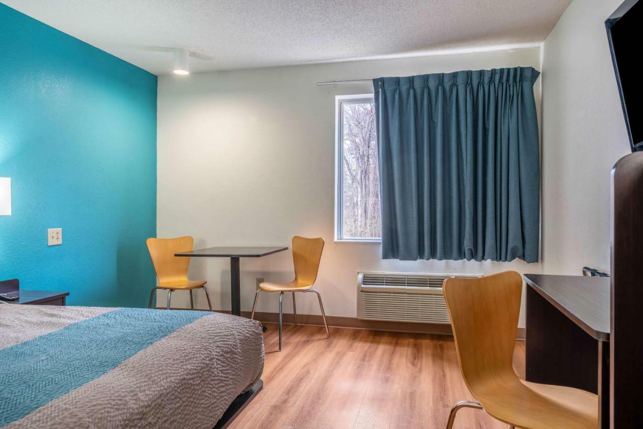 6-rocky Mount, Nc Hotel 2*