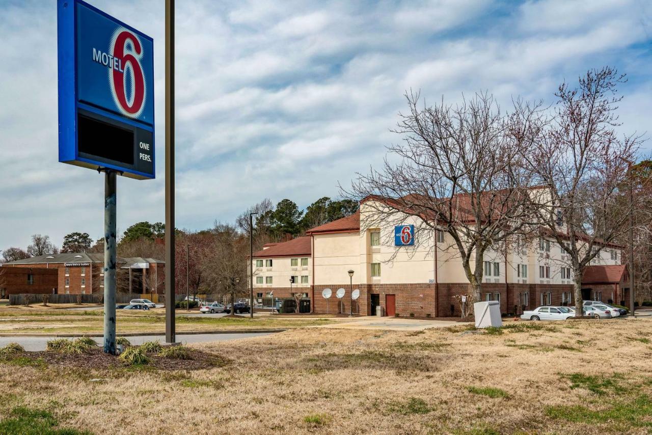 6-rocky Mount, Nc Hotel